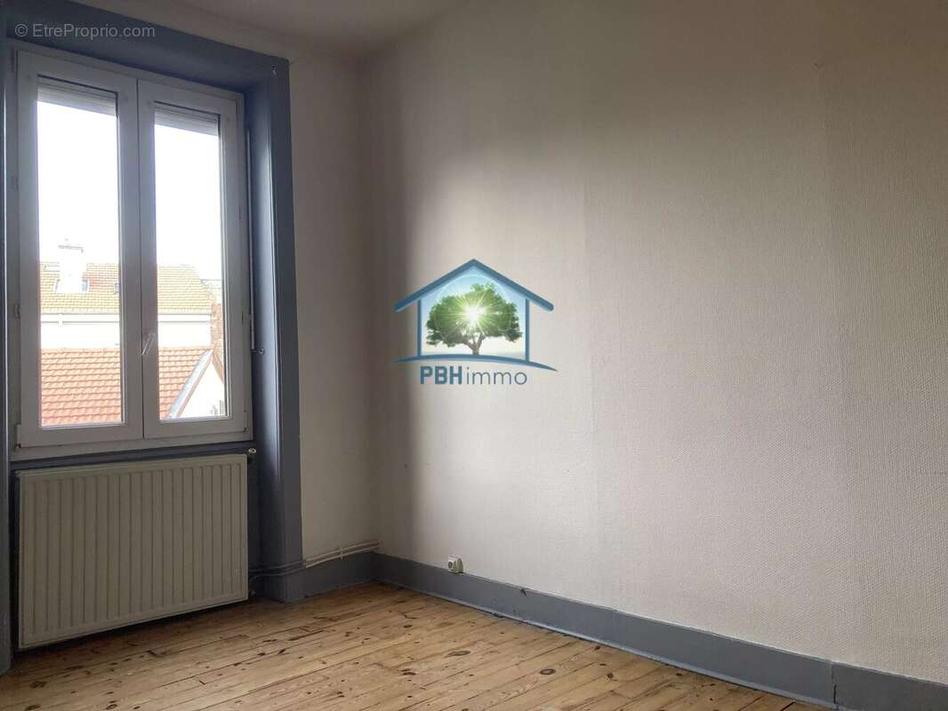 Appartement à SAINT-ETIENNE