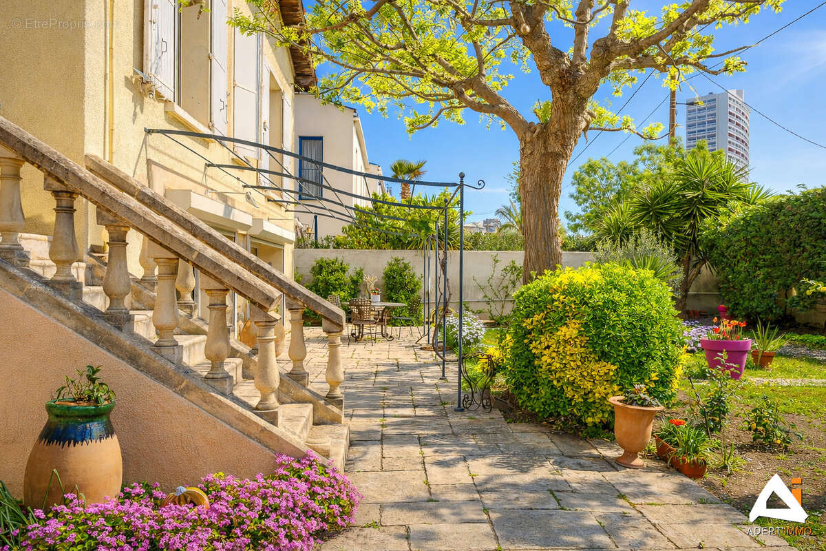 Maison à MARSEILLE-8E
