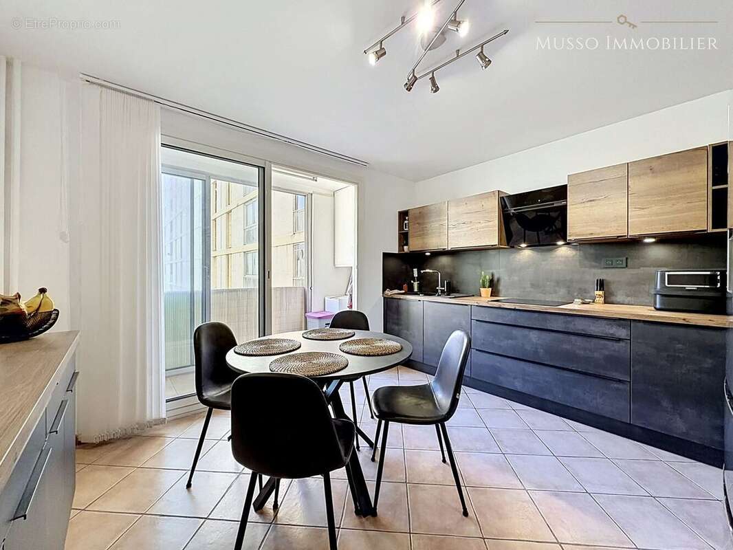 Appartement à MARSEILLE-10E