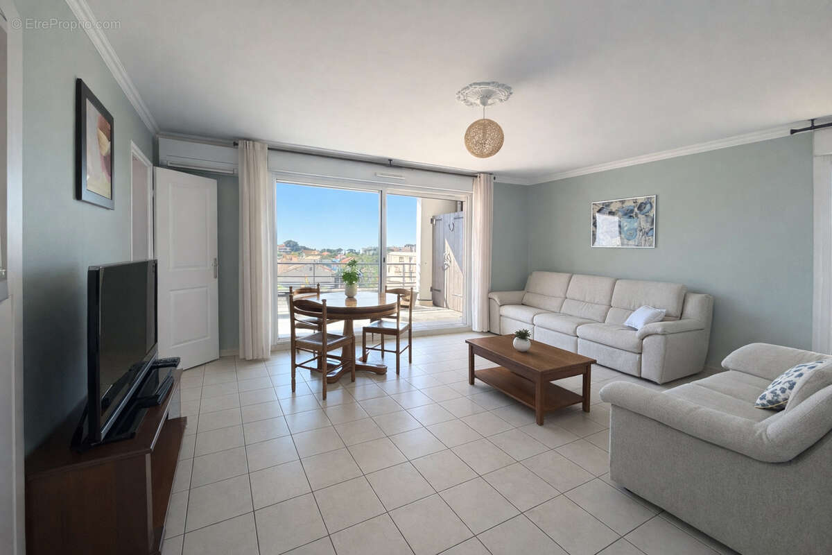 Appartement à MARSEILLE-9E