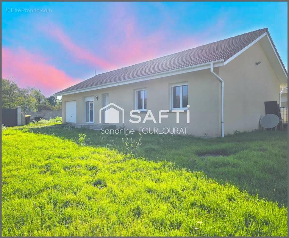 Photo 1 - Maison à BOUVESSE-QUIRIEU