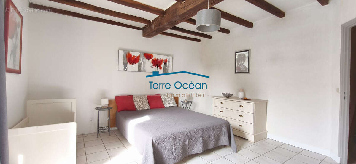 Maison à CORME-ECLUSE