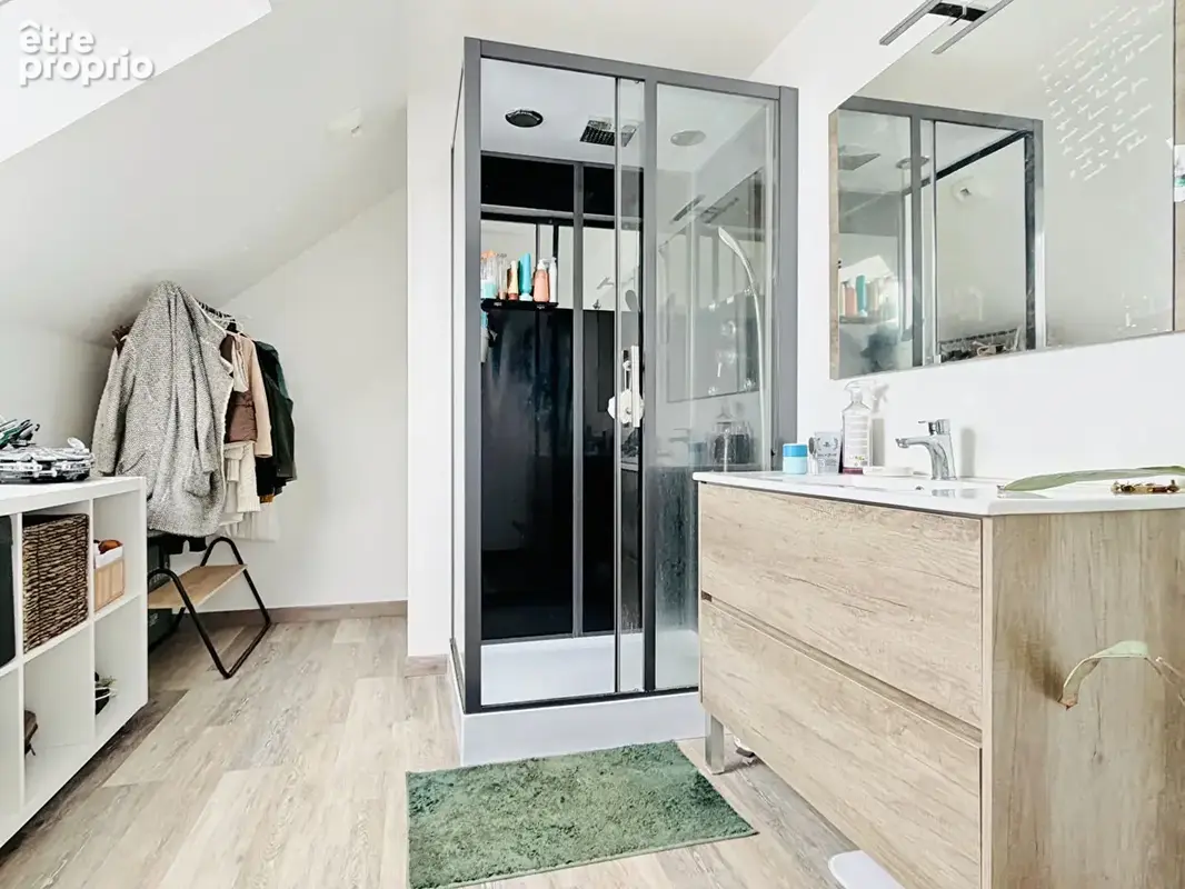 Maison rénovée de 96 m² jardin 420 m2 évolutive 3 chambres - photo 6