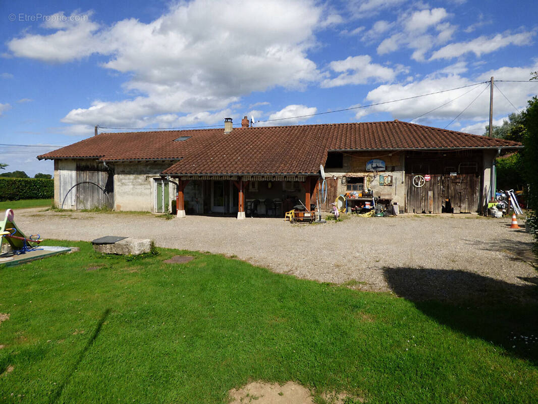 Maison à SAINT-NIZIER-LE-BOUCHOUX