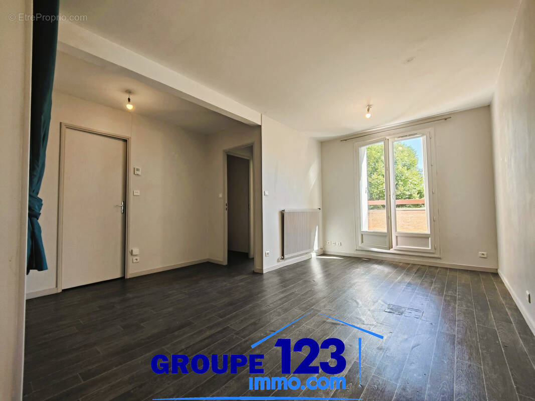 Appartement à MIGENNES