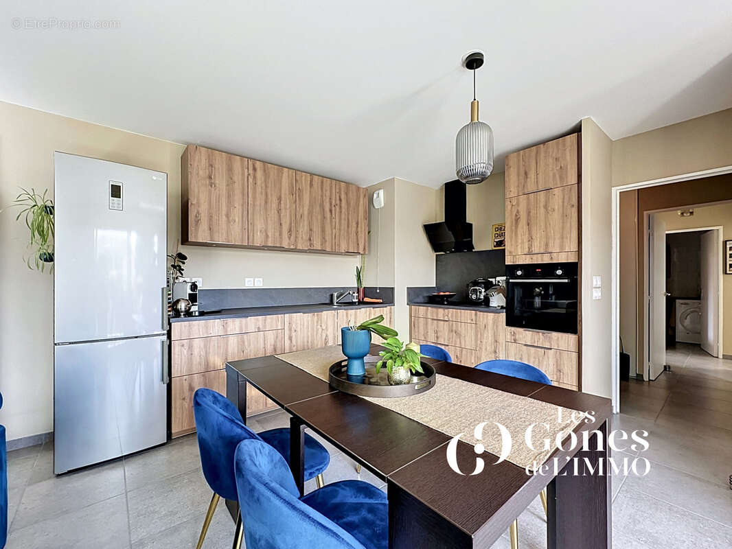 Appartement à CRAPONNE