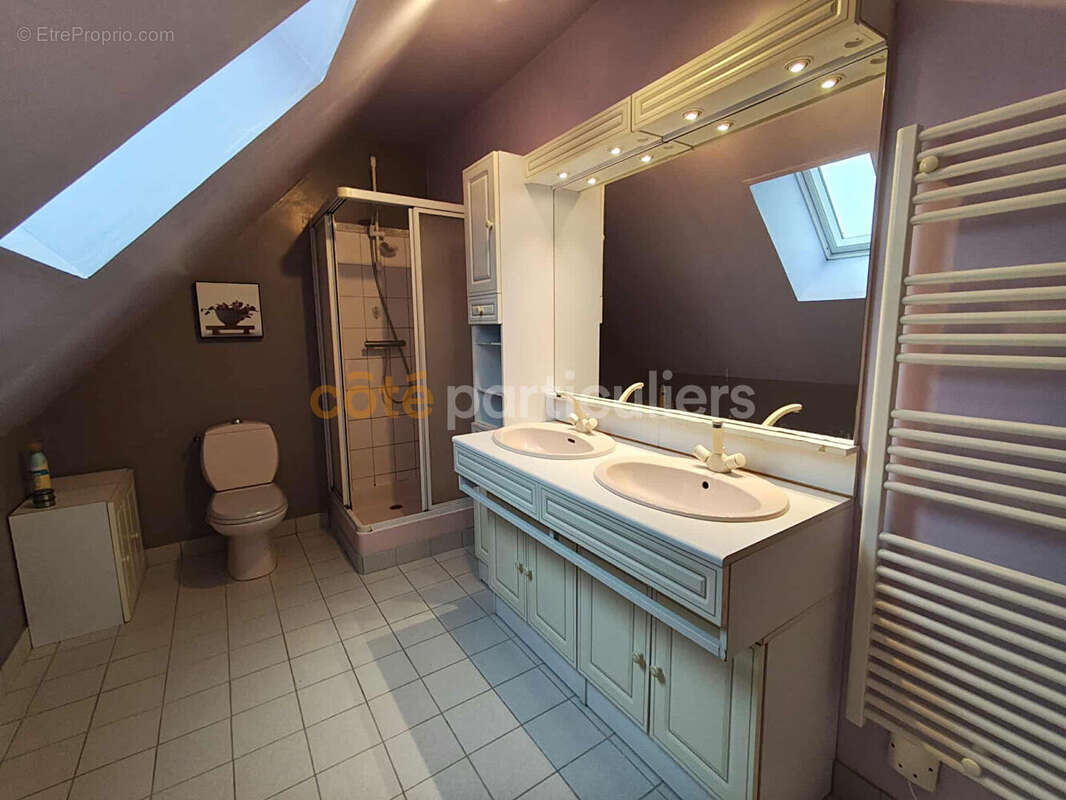 Maison à SAINT-PIERRE-SUR-DIVES