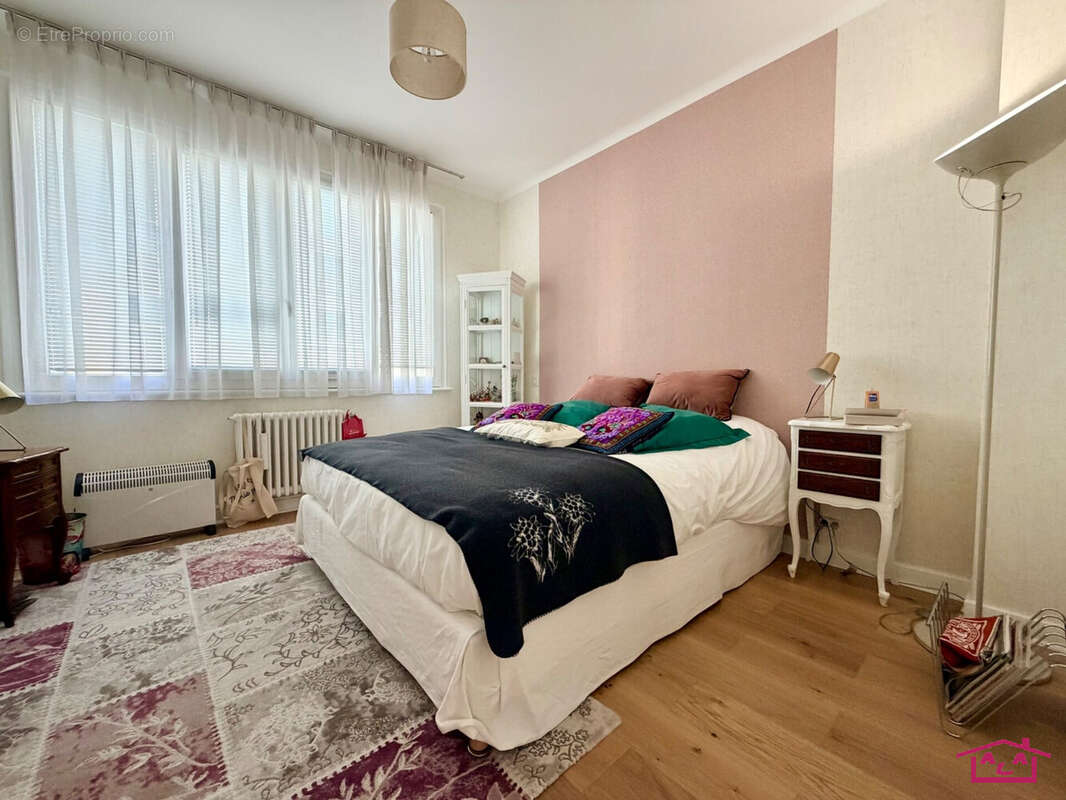 Appartement 104 m² à Annecy  - photo 8