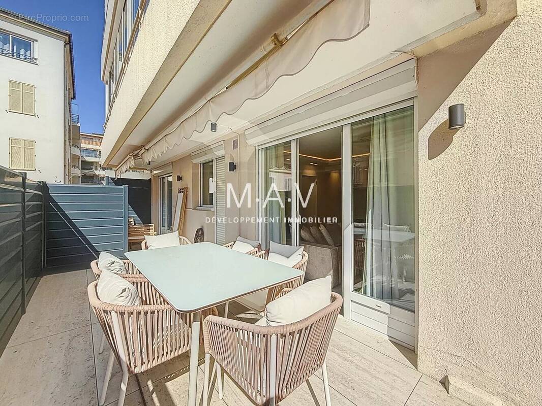 Appartement à CANNES