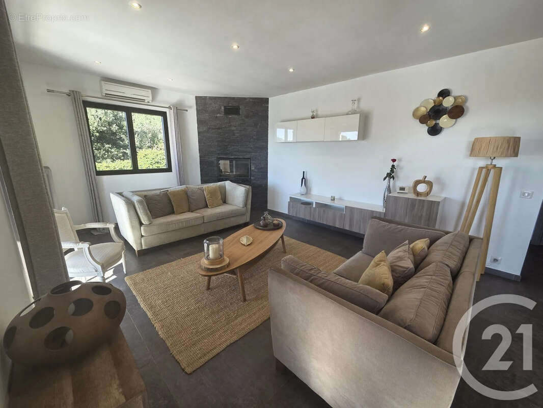Maison à BIOT
