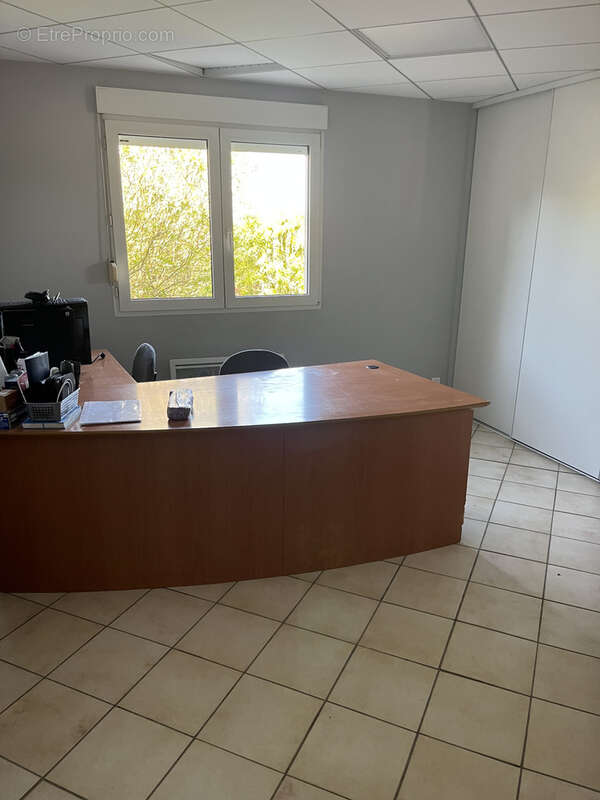 Commerce à VILLE-EN-VERMOIS