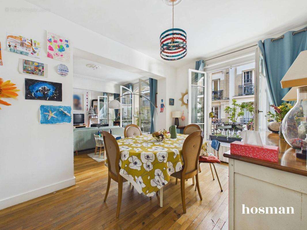 Appartement à PARIS-20E