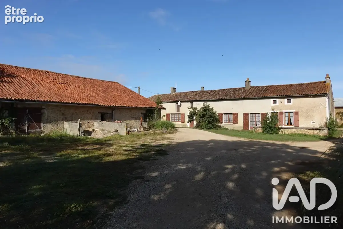 Photo 1 - Maison à VIVONNE