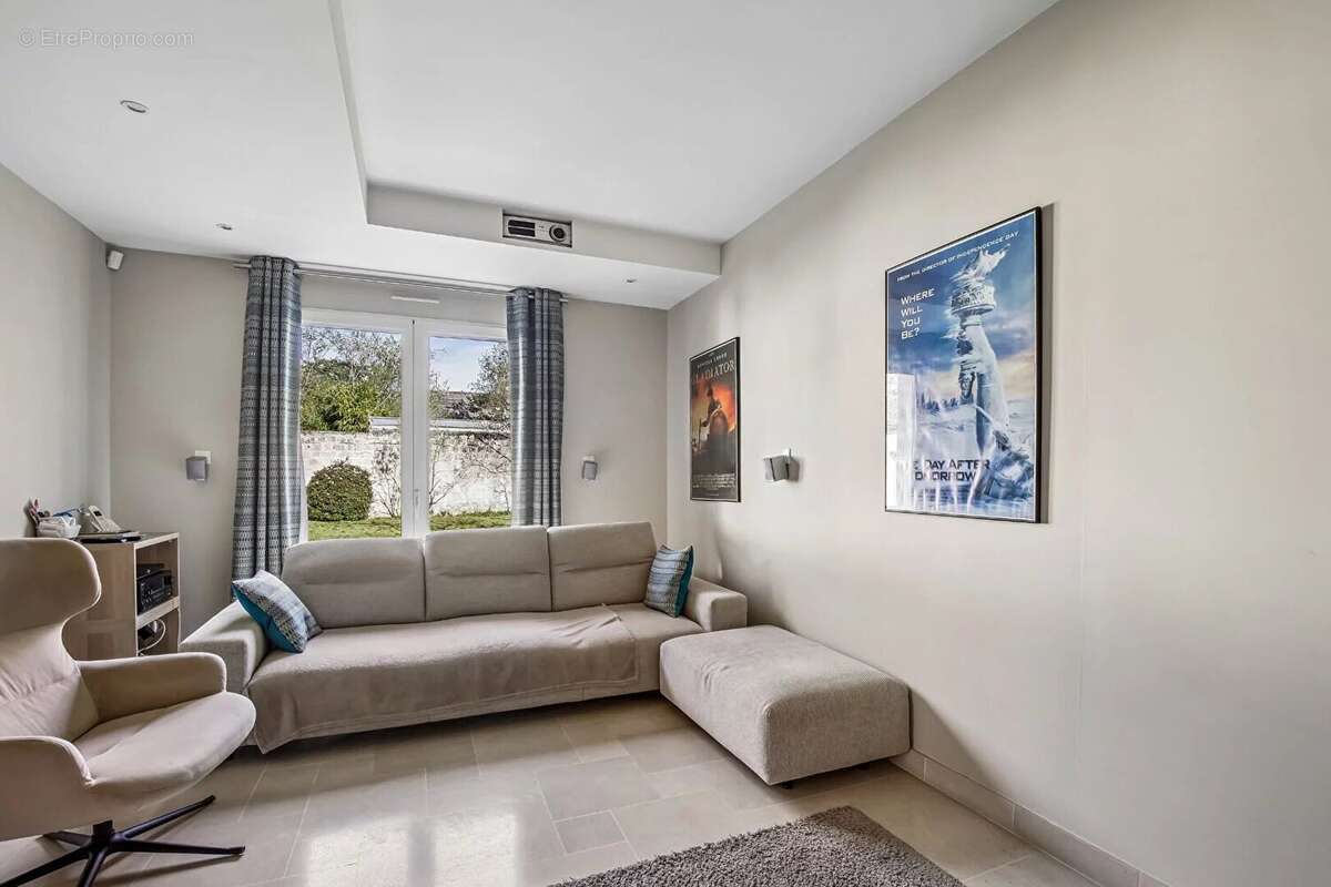 Le vesinet 4 min rer, propriete contemporaine 256 m² - terrain 1202 m² - belles prestations - photo 7