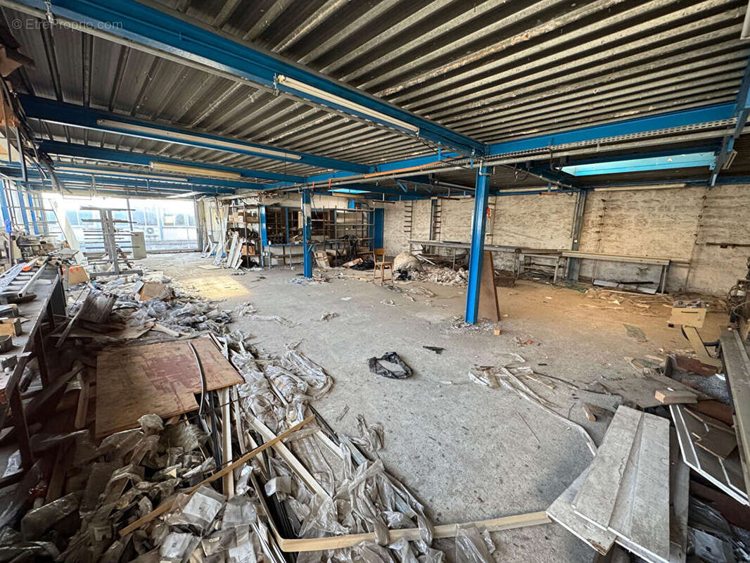 Commerce à ROMAINVILLE