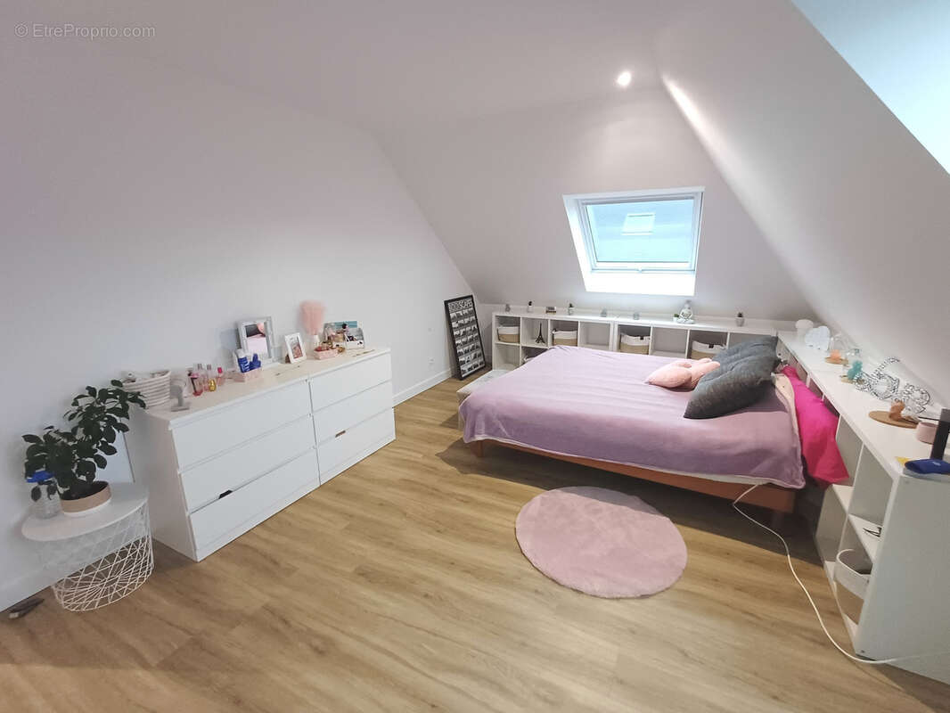 Appartement à BUCHY