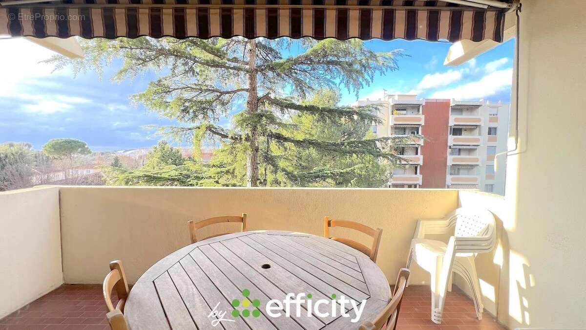 Appartement à MARSEILLE-10E