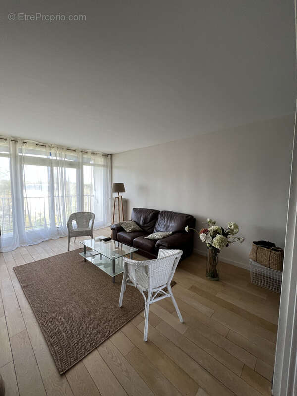 Appartement à SAVIGNY-SUR-ORGE