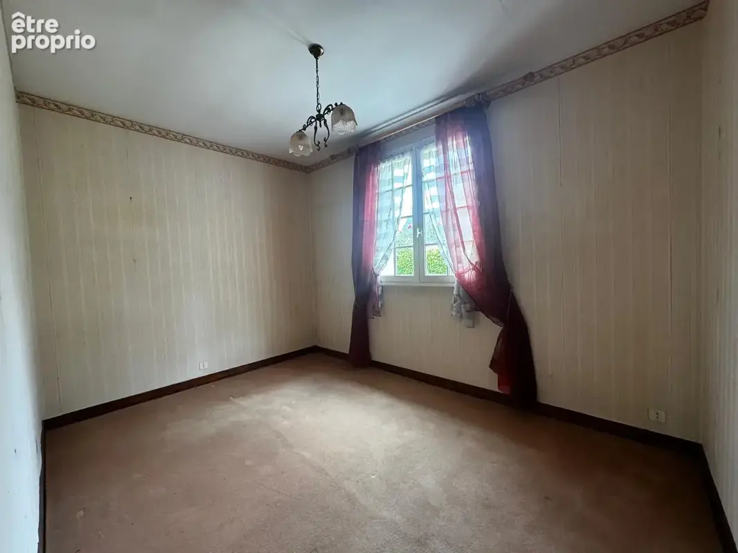 Maison de plain-pied au ROUILLEN - photo 7