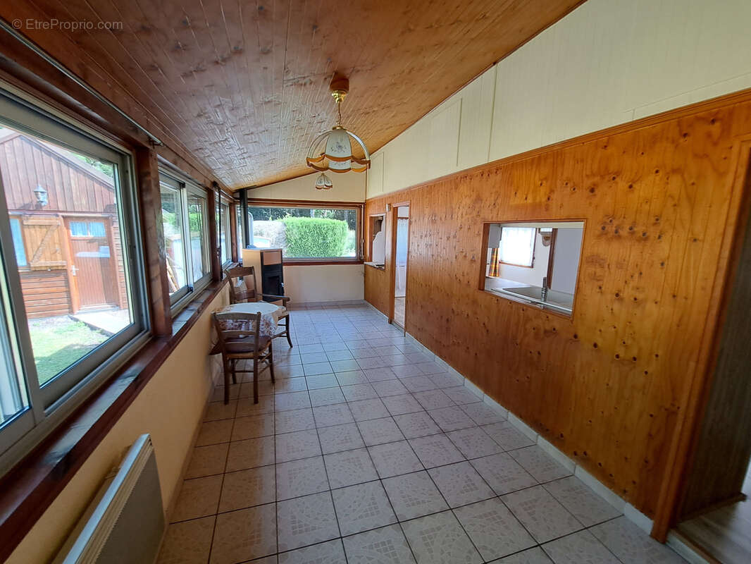 Maison à EGRISELLES-LE-BOCAGE