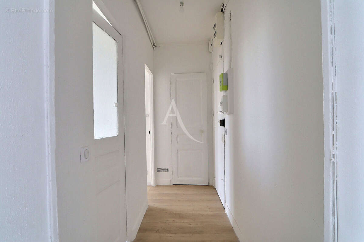 Appartement La Courneuve 2 pièce(s) 41.83 m2 - photo 8