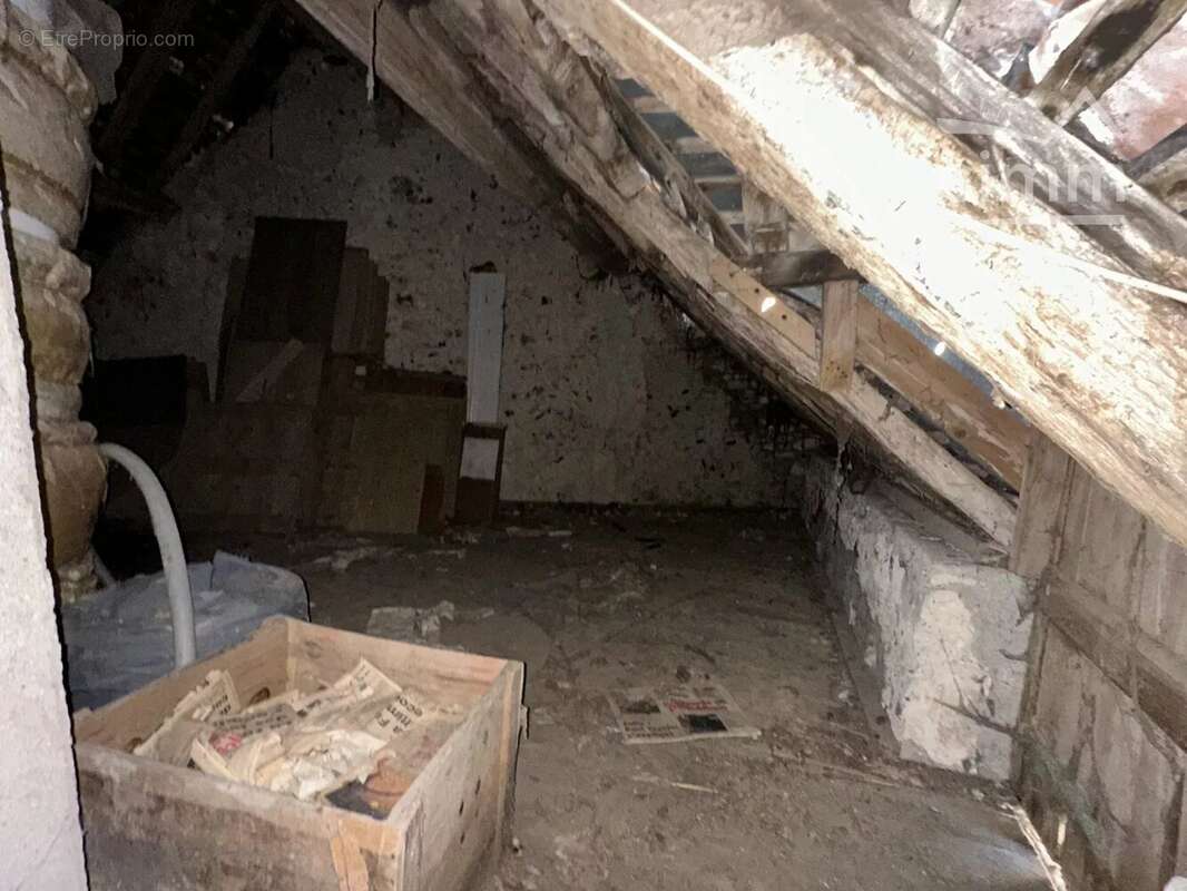 Maison à MOLINEUF