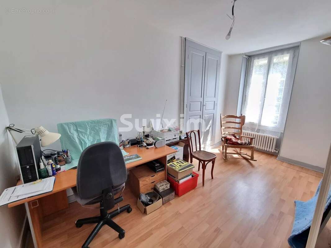 Appartement à ASNIERES-SOUS-BOIS