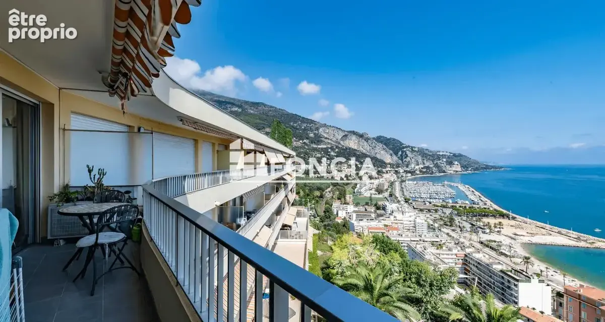 MENTON – GARAVAN  RARE OPPORTUNITÉ Appartement 2 Pièces Traversant, possibilité transformation en trois piéces Dernier Étage, Vu - photo 5