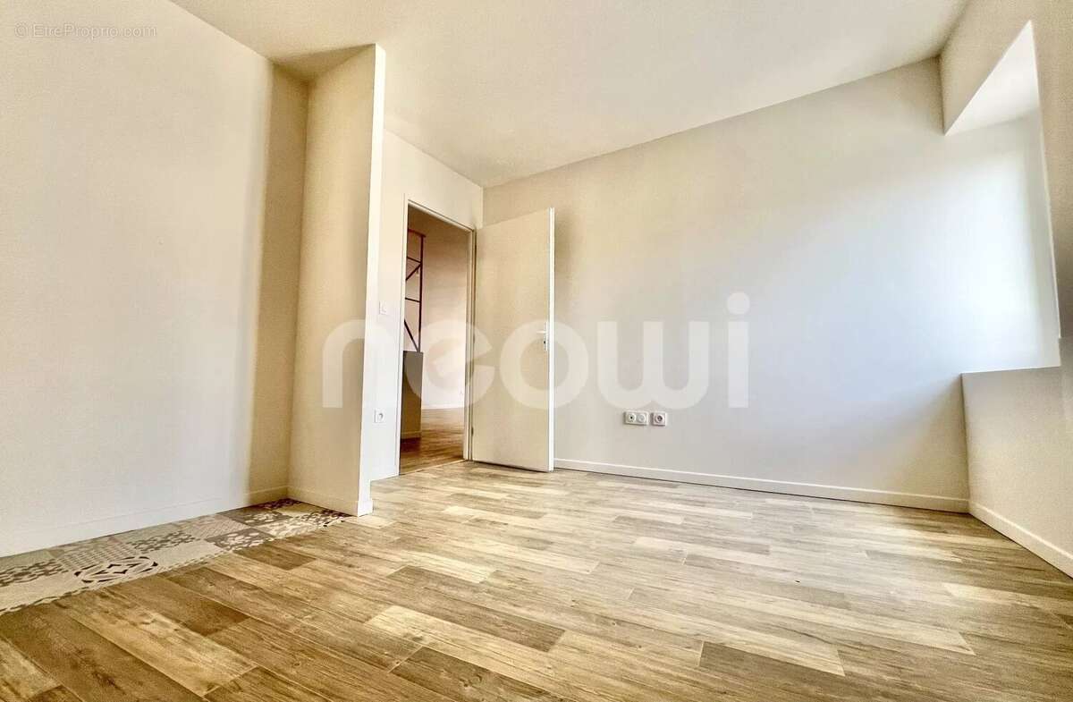 Appartement à AIGUEPERSE