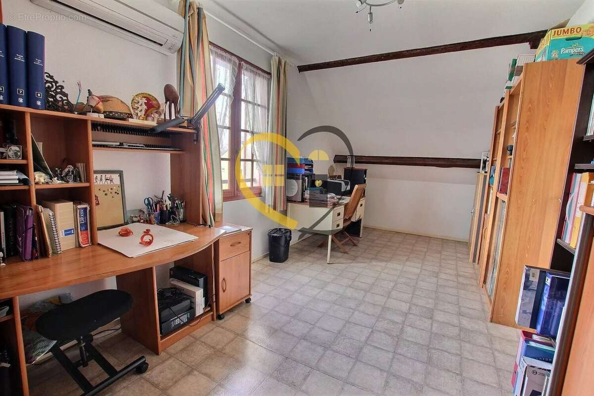 Maison à TRAINOU