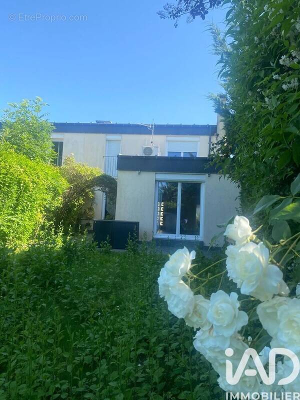 Photo 1 - Maison à MENUCOURT