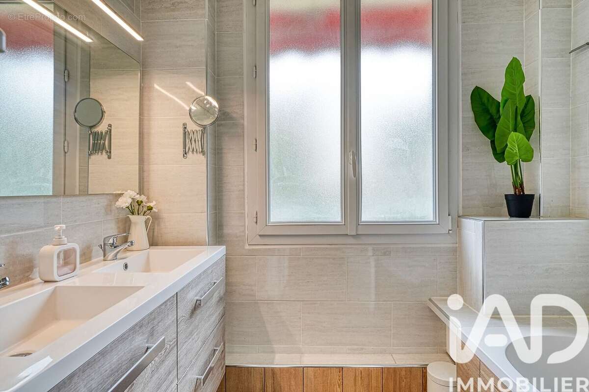 Photo 9 - Appartement à ENGHIEN-LES-BAINS