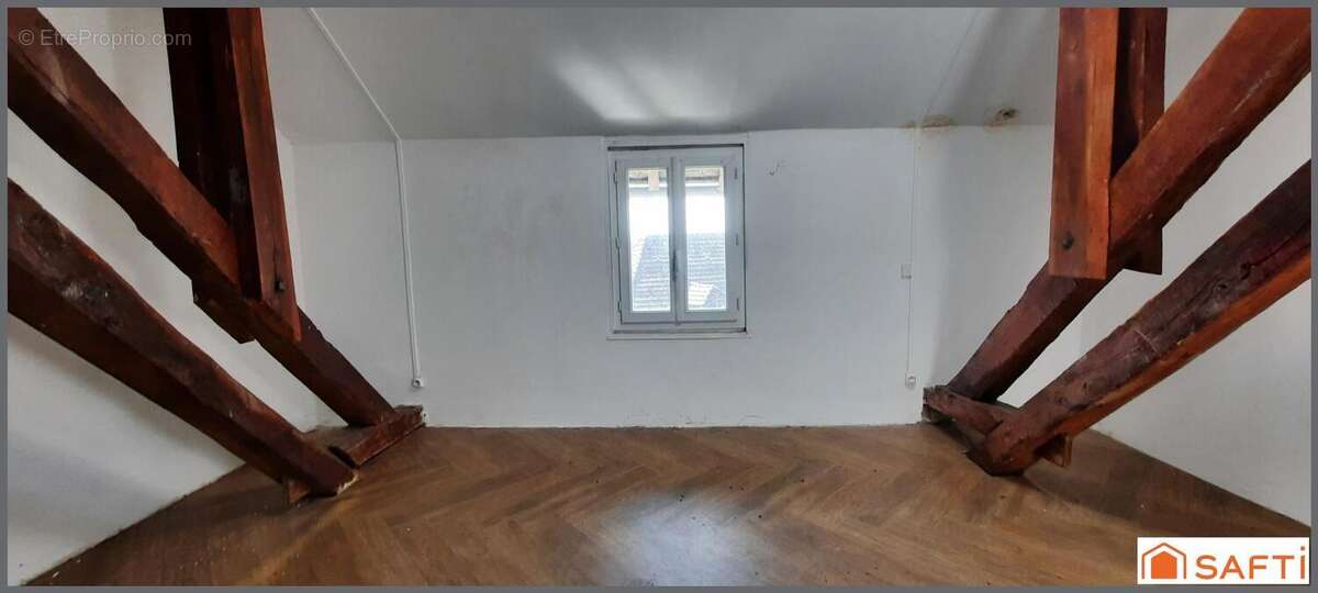 Photo 8 - Maison à LUBERSAC