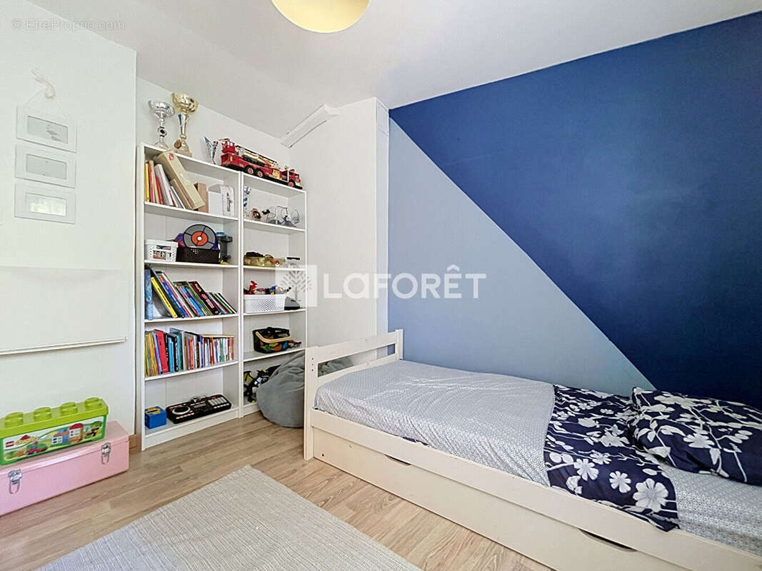 AUBAGNE ? Quartier de Vaux ? Maison T4 en copropriété avec jardin et piscine - photo 12