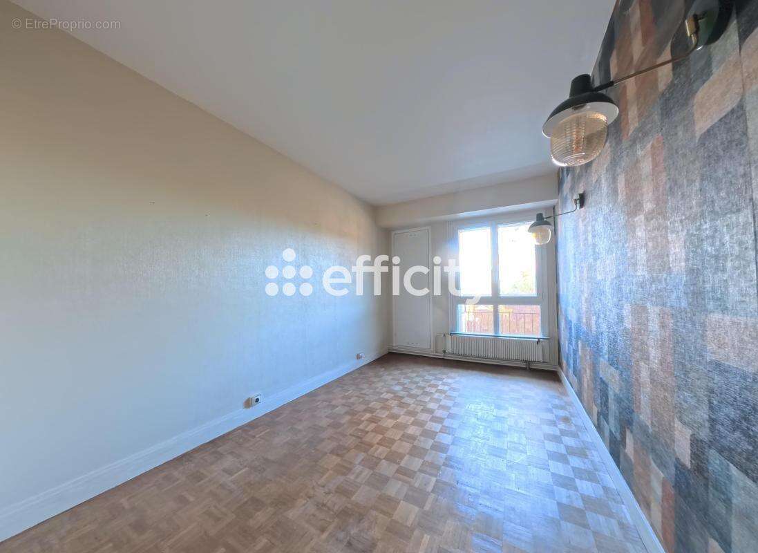 Appartement à VILLEBON-SUR-YVETTE