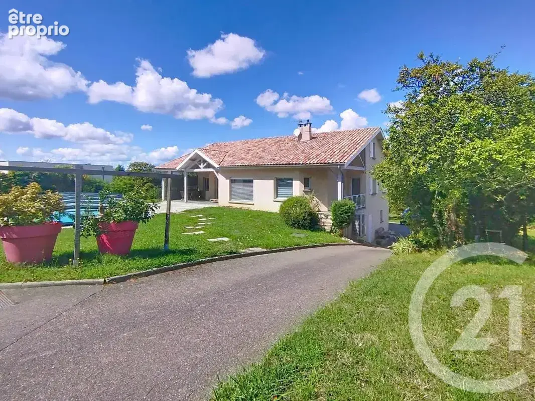 Maison 204 m² à Vienne  - photo 2