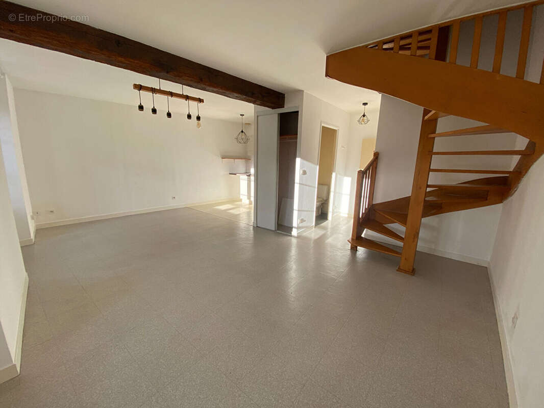 Appartement à LA FERTE-BERNARD