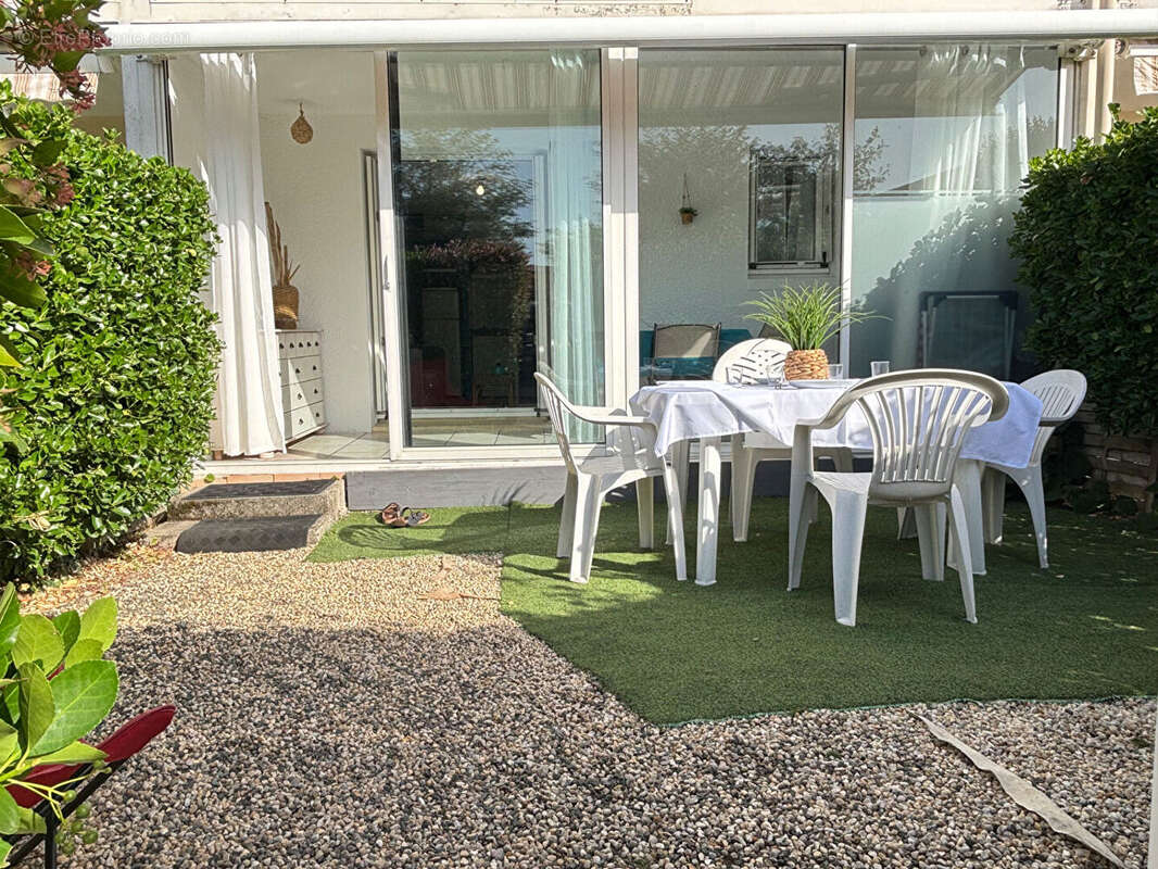 Appartement à VAUX-SUR-MER