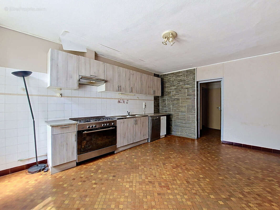Maison 11 pièces 263 m2 - photo 3