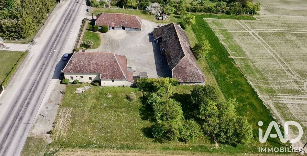 Photo 1 - Maison à ARCIS-SUR-AUBE