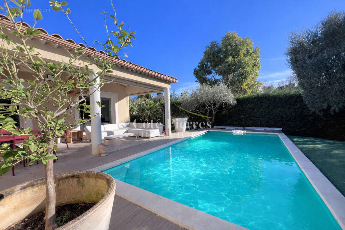 Maison à NIMES