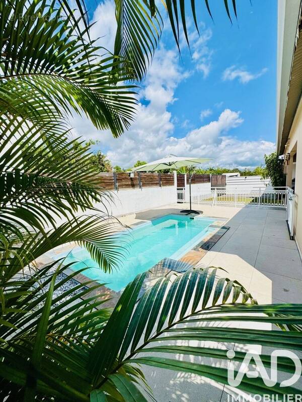 Photo 1 - Maison à LE TAMPON