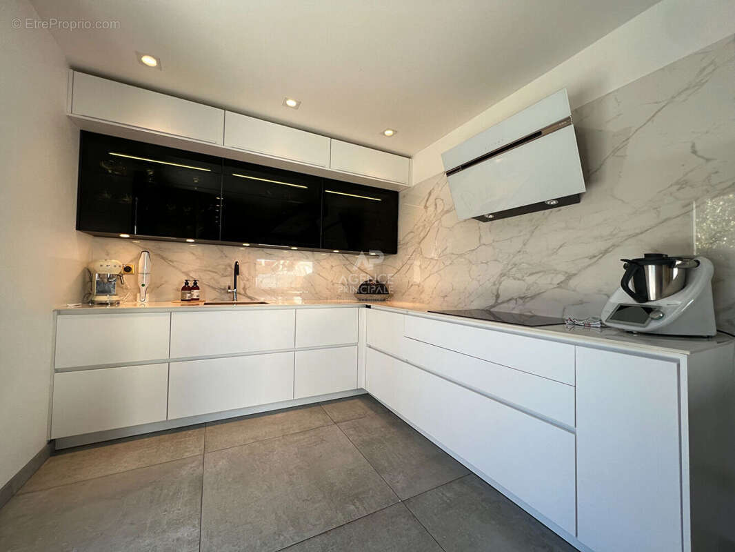 Maison d'Exception à Ennery - 7 pièces - 170 m² - photo 4