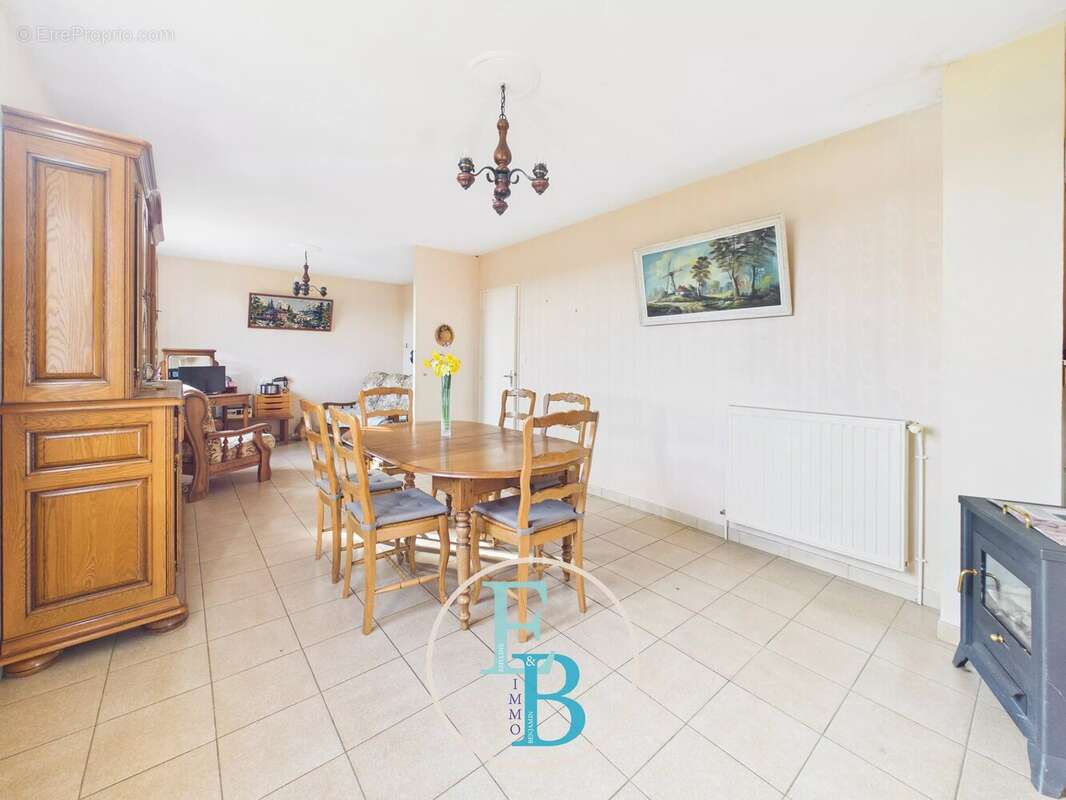 Maison à BRETTEVILLE-SUR-LAIZE