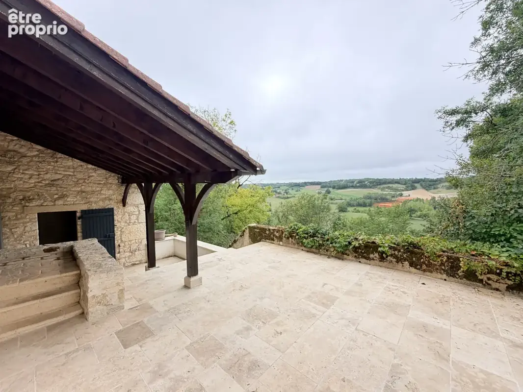 Maison en pierre avec point de vue dominant - photo 4