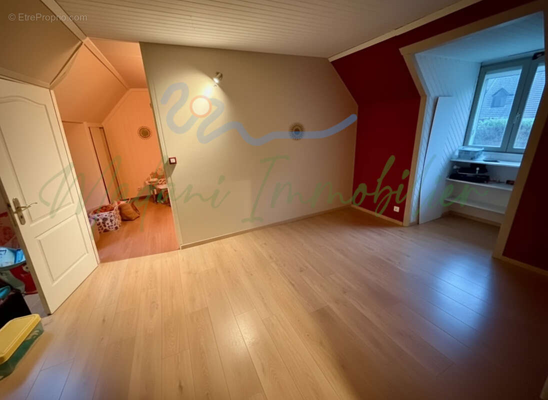 Maison à BONNIERES-SUR-SEINE