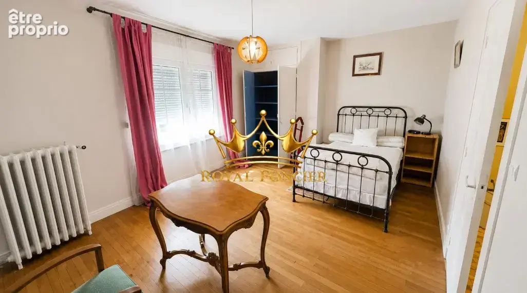 Chambre au 1er étage