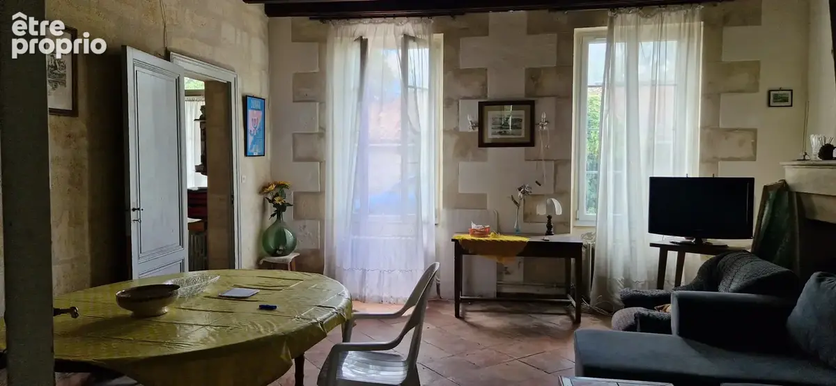 belle maison pierre carreaux de gironde cheminée parquets et jardin - photo 3