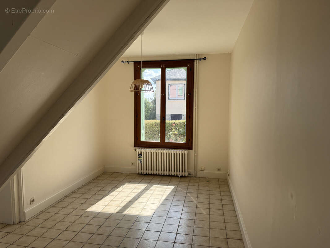 Maison à SAINT-SORNIN-LAVOLPS