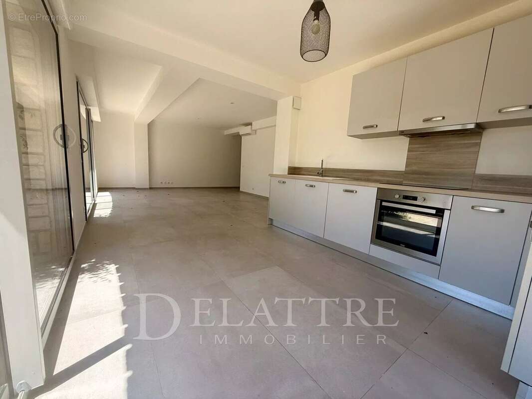 MOUANS SARTOUX charmant appartement T3 en rez de jardin - photo 5